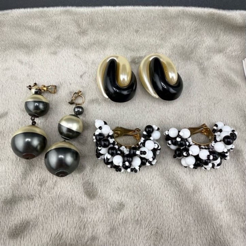 Vintage Estate Clip On Earrings Lot Black White Retro Beaded Dangle 3 Pairs